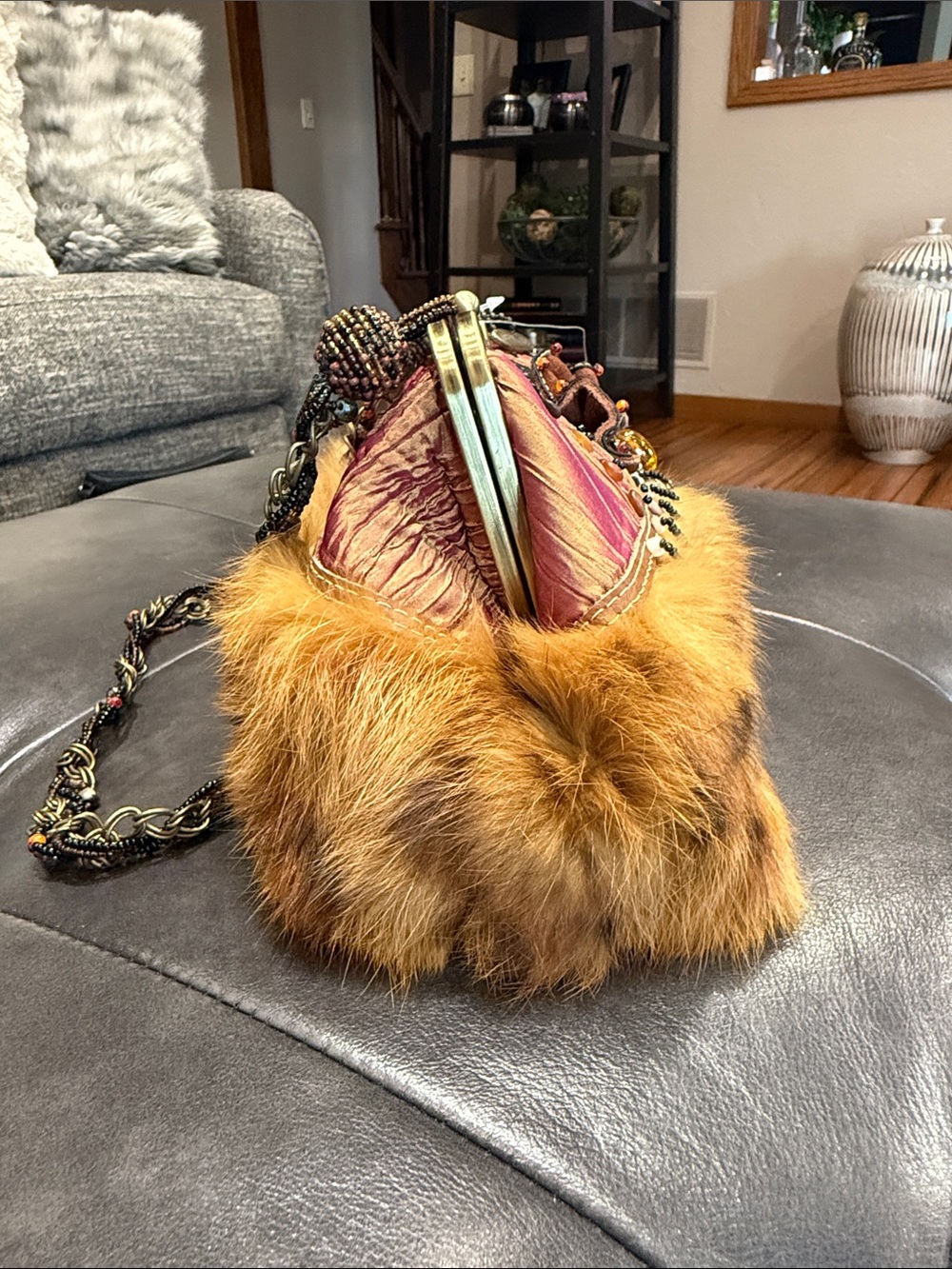 NEW! Mary Frances Animal Instincts Faux Fur Jeweled Beaded Crossbody Clutch - Picture 3 of 11